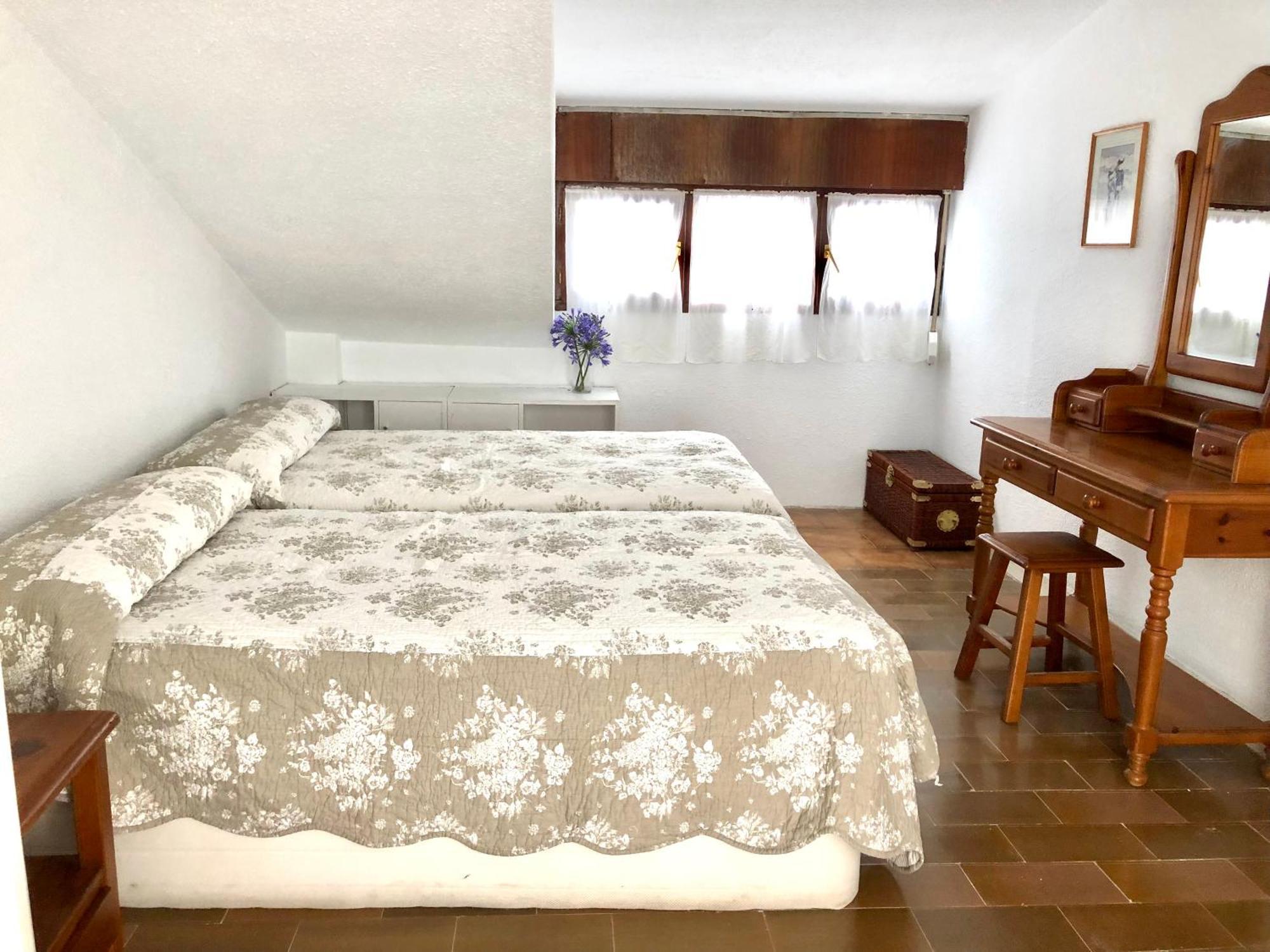 Chalet Al Lado De La Playa Con Piscina Privada, Jardin Y Barbacoa, Fronton, 6 Habitaciones Λαρέντο Εξωτερικό φωτογραφία